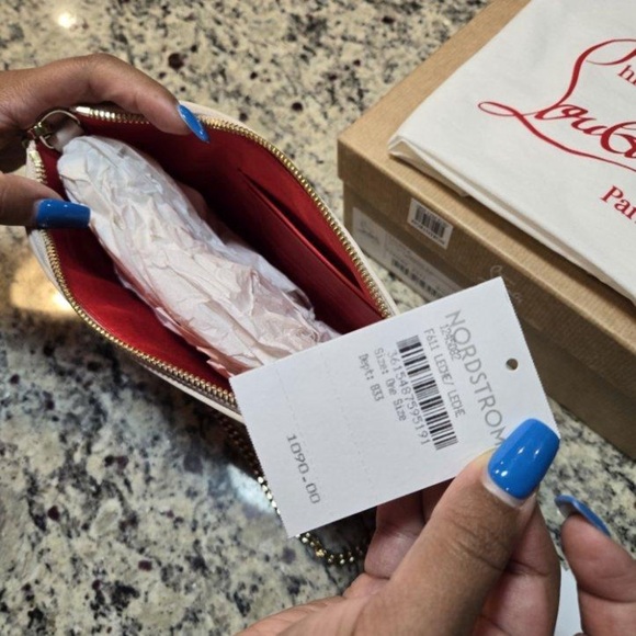 NEW Christian Louboutin Snakeskin Embossed Leather Bag in Leche Color - Picture 7 of 9